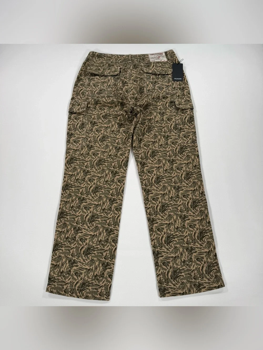 NWT True Religion Mens Size 34x32 Abstract Camo SN Cargo Pants Swirl Green $129